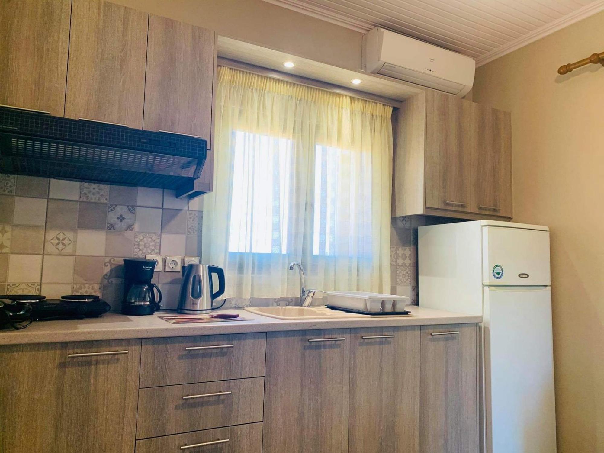 Finikes Apartments Stoúpa Room photo